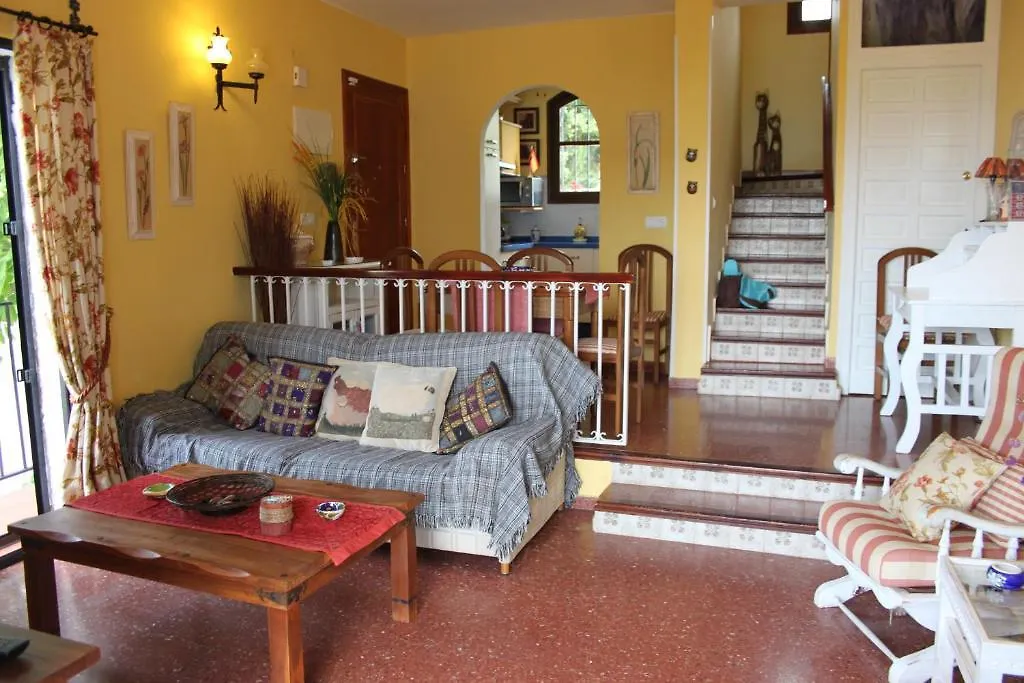Apartament El Capistrano Nerja Guy P. Way Hiszpania