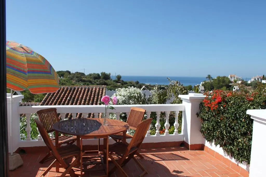 Apartament El Capistrano Nerja Guy P. Way