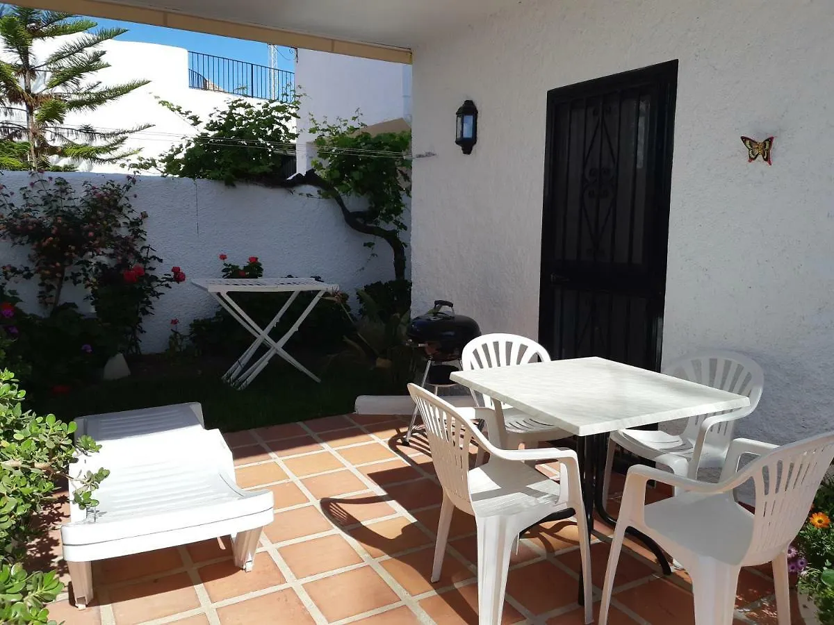 Apartament El Capistrano Nerja Guy P. Way 0*,  Hiszpania